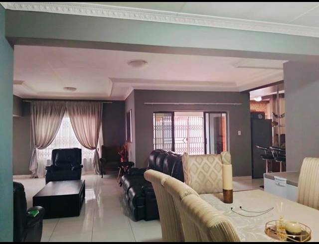 4 BEDROOM PROPERTY TO RENT IN MAHWELERENG